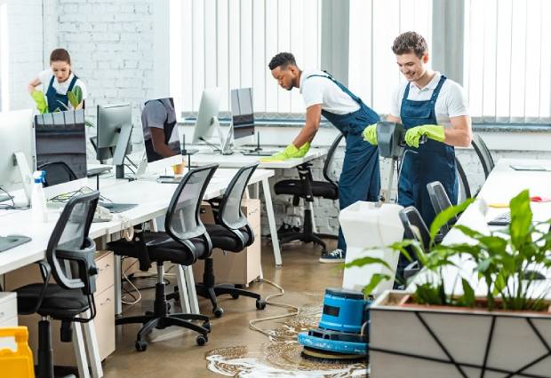 5 Signs You Need an Office Cleaning Service