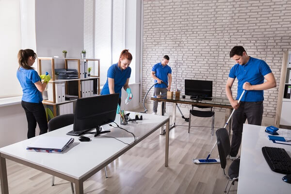 5 Signs It’s Time to Find New Professional Office Cleaners